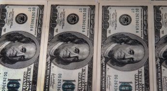 Florida Woman Discovers Almost A Billion Dollars In Checking Account–Says She’s Having Trouble Returning It