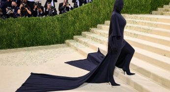 Kim Kardashian Gives Fans A Look At What She Looked Like Behind Her Mask At The Met Gala & Offers A Peek At Her Afterparty Attire