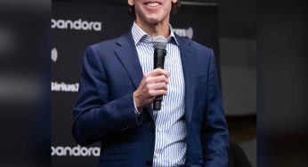 Plumber Finds Envelopes Filled With $600K In Cash & Checks Inside A Wall At Joel Osteen’s Houston Megachurch