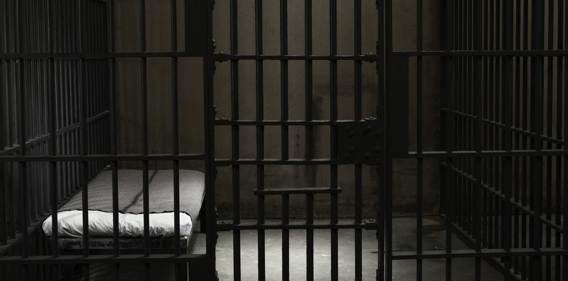 Arkansas Man Jailed Over Finger Gun Gesture Dies In Custody From Malnutrition, Family Files Lawsuit