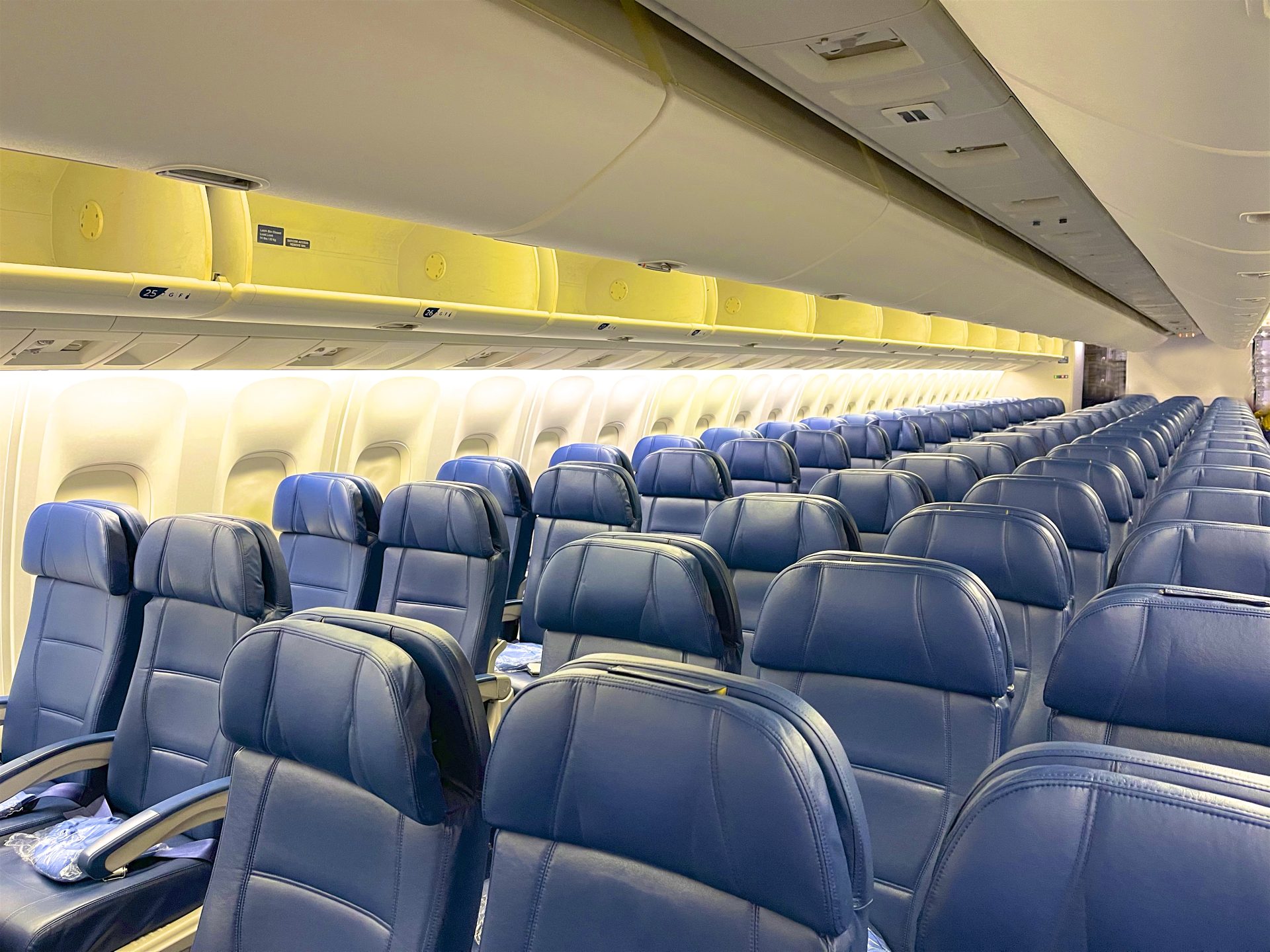 Ten People Hospitalized After Fire Breaks Out During Spirit Airlines Flight