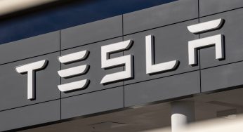Where’s The Moolah?! Former Tesla Employee Wins $3.2M In Discrimination Case, Was Initially Awarded $137M
