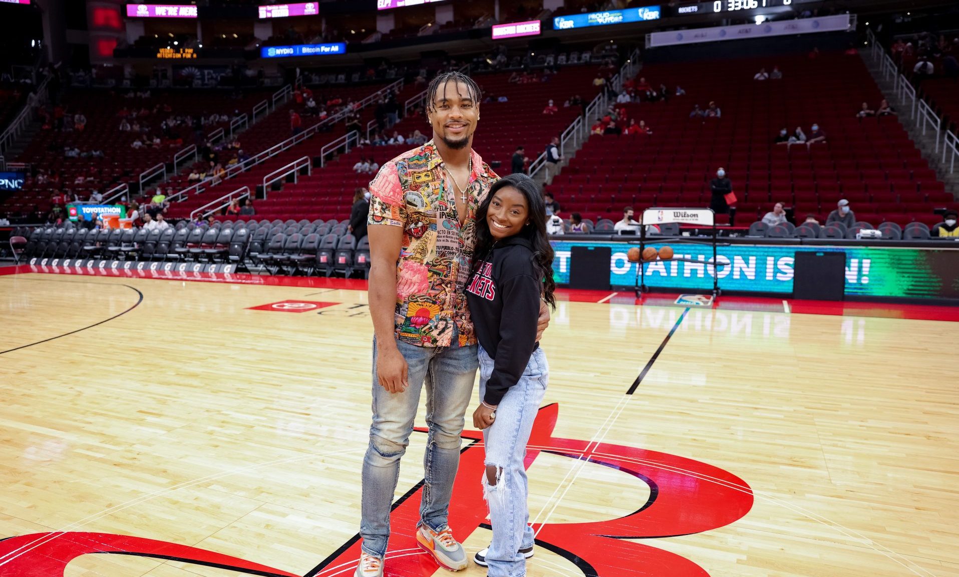Simone Biles Marries Jonathan Owens, Talks Destination Wedding