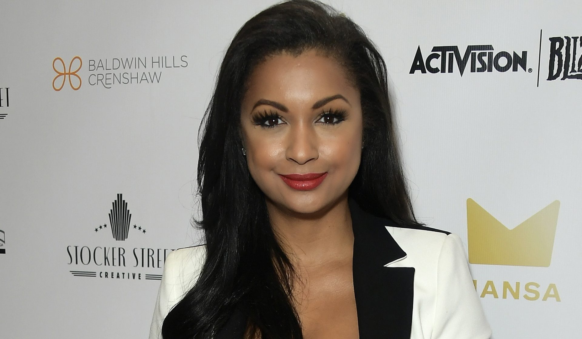 Eboni K. Williams Doubles Down On Refusing To Date A Bus Driver: 'Average Will Never Be Good Enough'